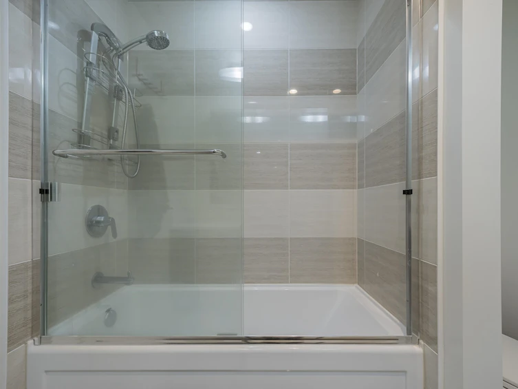 315-13308 Central Avenue, Surrey, BC, V3T 0M4 - 16