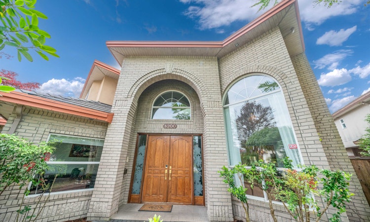 8200 Bowcock Road