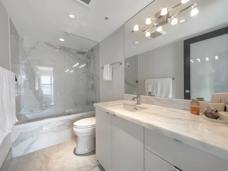 2402-1128 Quebec Street, Vancouver, BC, V6A 4E1 - 29