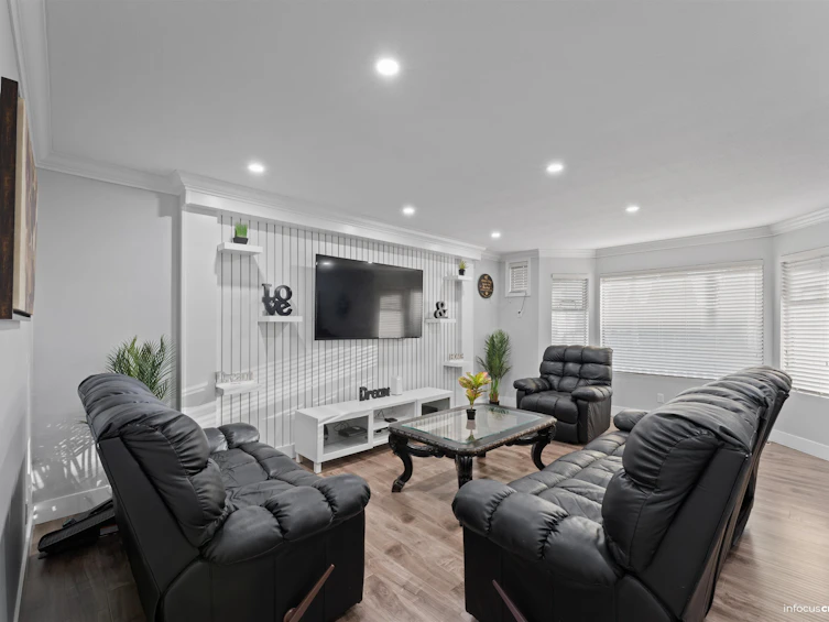 8828 146 Street, Surrey, BC, V3R 6R2 - 7