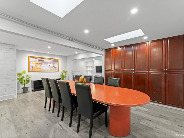 8828 146 Street, Surrey, BC, V3R 6R2 - 11