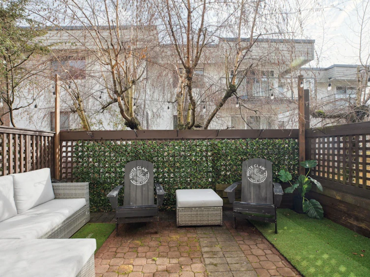 102-1535 Chesterfield Avenue, North Vancouver, BC, V7M 2N5 - 19