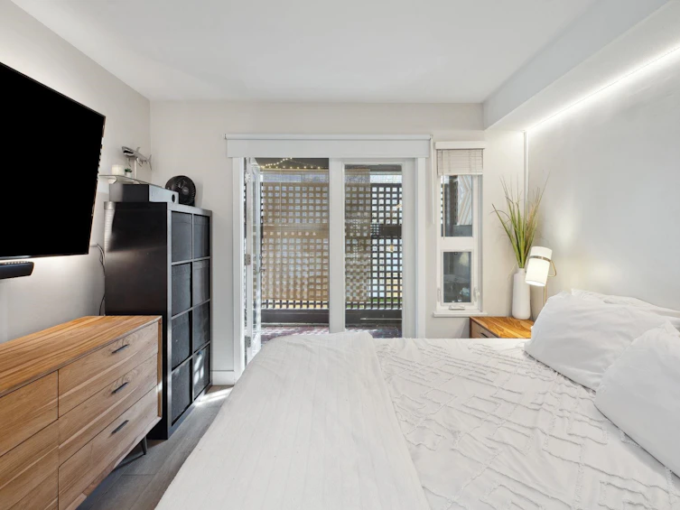 102-1535 Chesterfield Avenue, North Vancouver, BC, V7M 2N5 - 15