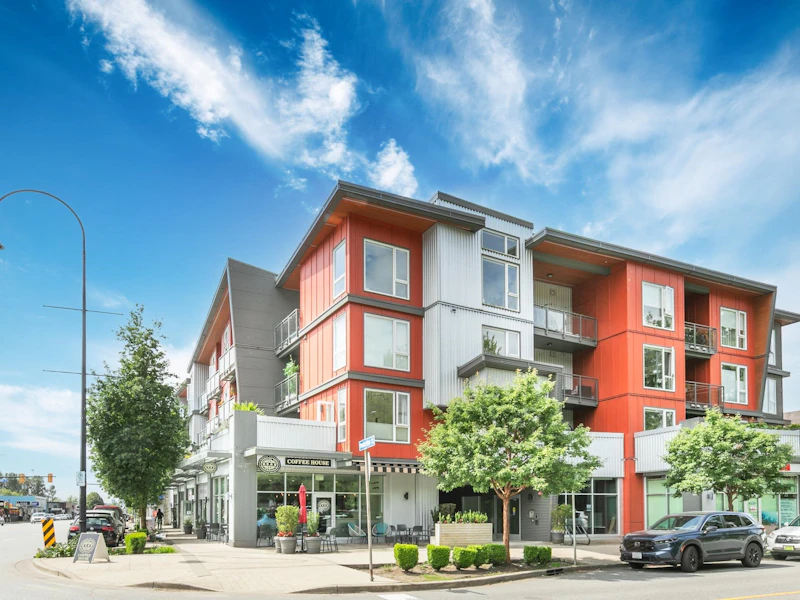 201 - 1201 W 16th Street, North Vancouver BC
