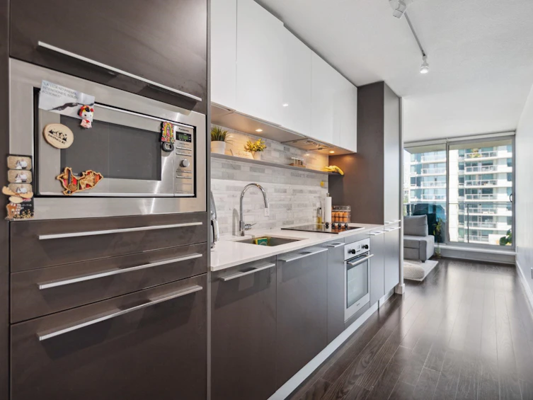 1003-8131 Nunavut Lane, Vancouver, BC, V5X 0E2 - 5