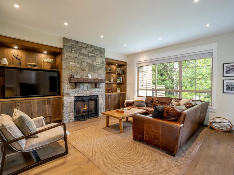 17-8030 Nicklaus North Boulevard, Whistler, BC, V8E 1J7 - 2