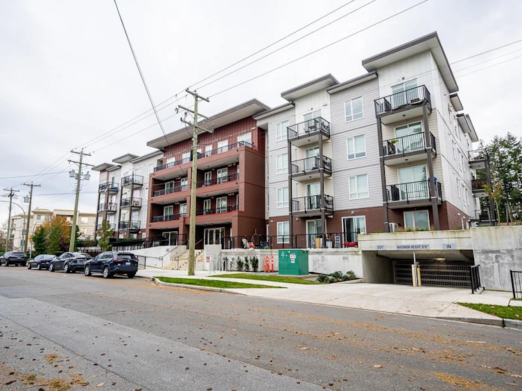310-5420 208 Street, Langley, BC, V3A 0P8 - 2