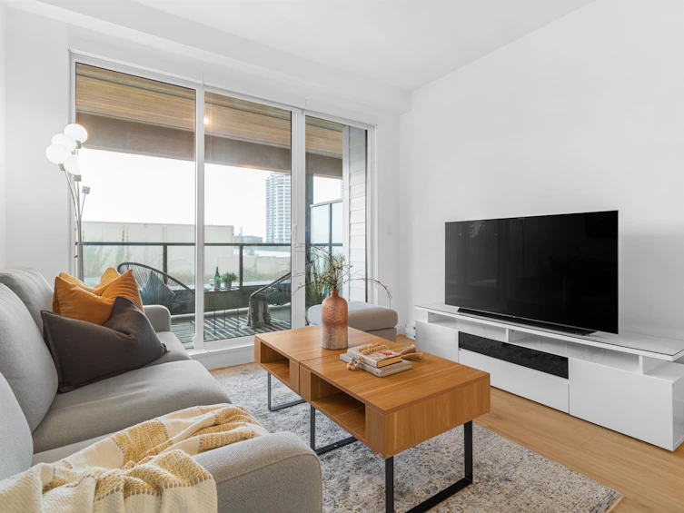 413-7579 16th Street, Burnaby, BC, V3N 0H7 - 4