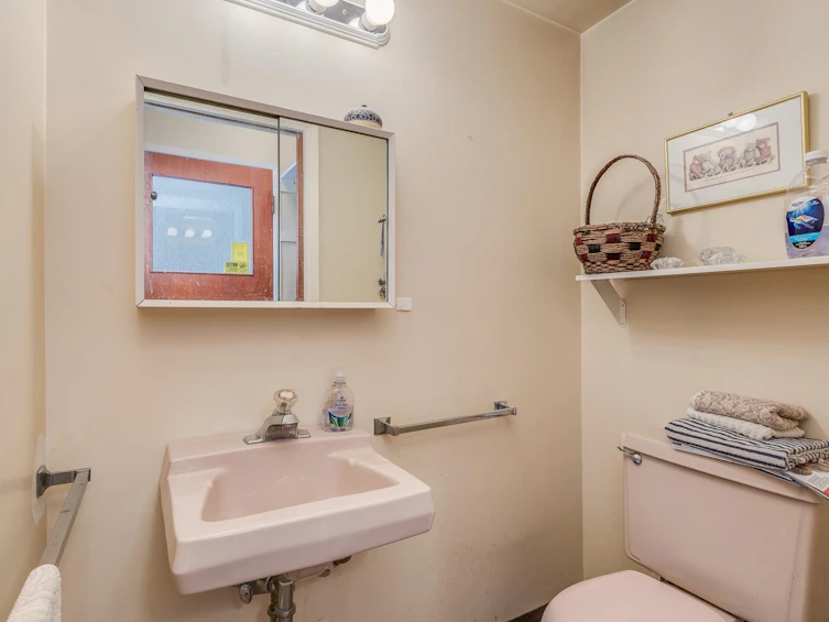 1076 Walalee Drive, Delta, BC, V4M 2L8 - 12