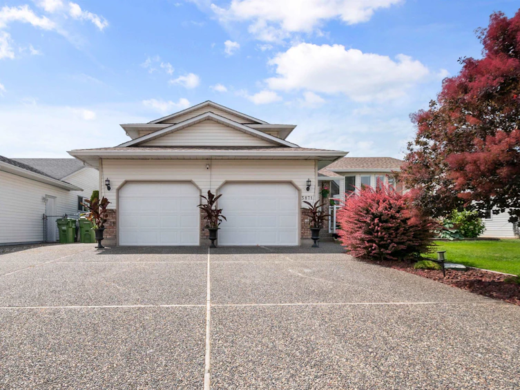 5871 Birmingham Place, Chilliwack, BC, V2R 3G1