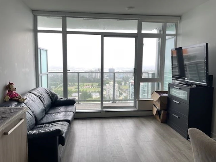 2904-13350 Central Avenue, Surrey, BC, V3T 0S1 - 3