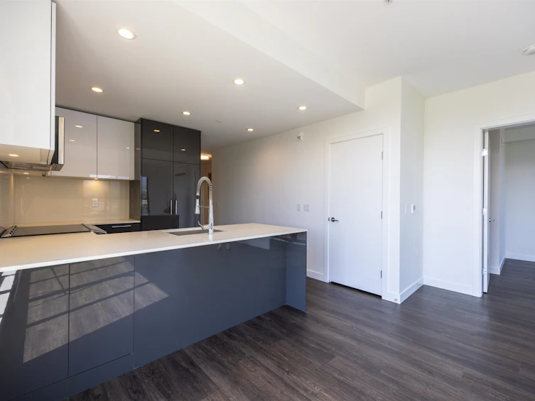 601-2446 Shaughnessy Street, Port Coquitlam, BC, V3C 3E5 - 9
