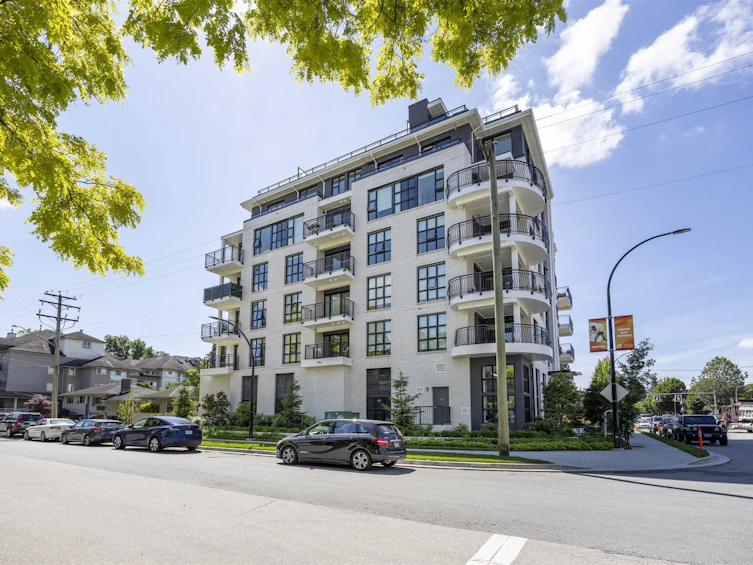 601-2446 Shaughnessy Street, Port Coquitlam, BC, V3C 3E5
