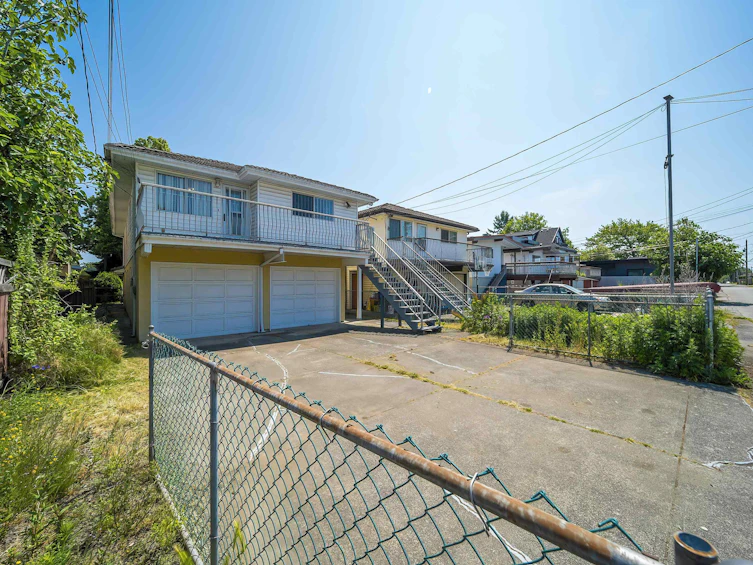 6207 Windsor Street, Vancouver, BC, V5W 3J2 - 37