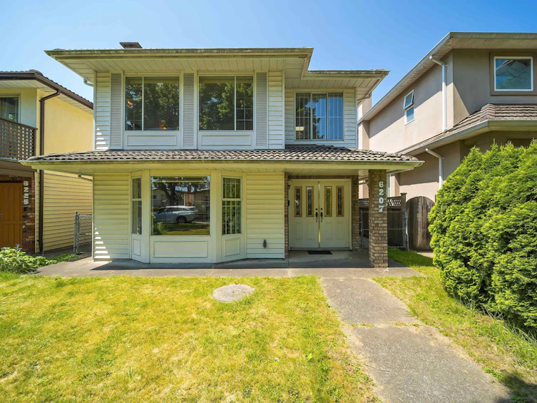 6207 Windsor Street, Vancouver, BC, V5W 3J2 - 4