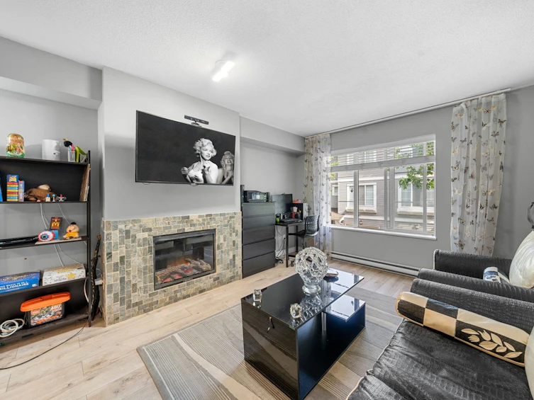 40-15155 62a Avenue, Surrey, BC, V3S 8A6 - 2