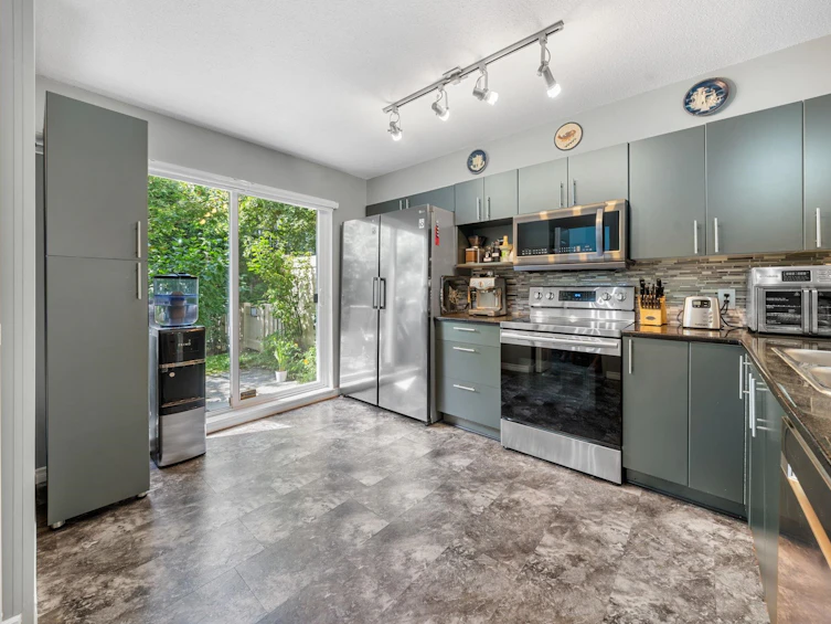40-15155 62a Avenue, Surrey, BC, V3S 8A6 - 8