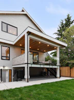 2 65 E King Edward Avenue