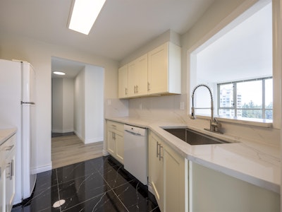 1501-3070 Guildford Way - 4