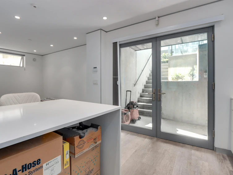 4368 W 15th Avenue, Vancouver, BC, V6R 3A8 - 14