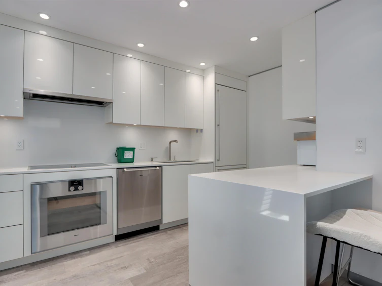 4368 W 15th Avenue, Vancouver, BC, V6R 3A8 - 13