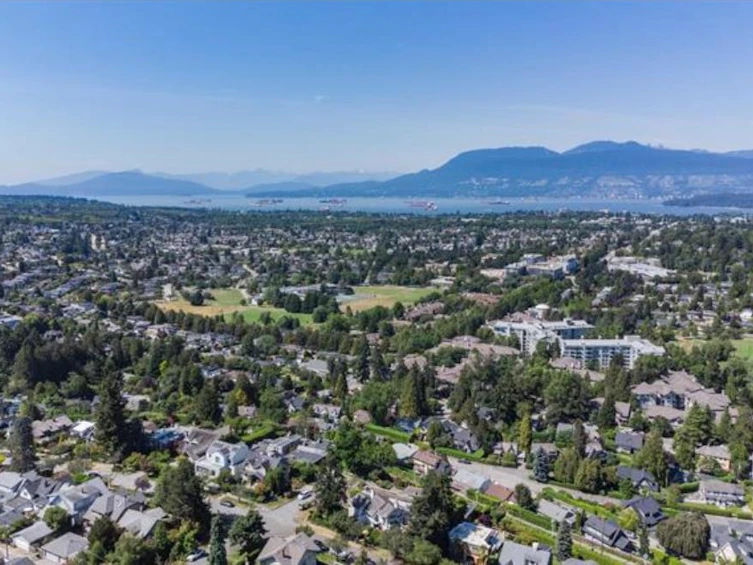 1997 W 35th Avenue, Vancouver, BC, V6M 1H8