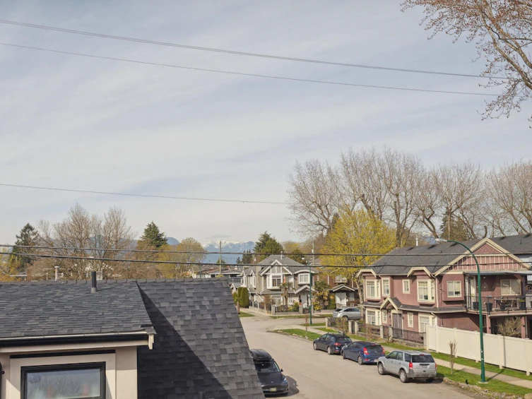 795 E 39th Avenue, Vancouver, BC, V5W 1K5 - 24