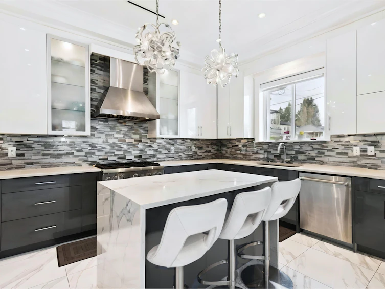 795 E 39th Avenue, Vancouver, BC, V5W 1K5 - 6