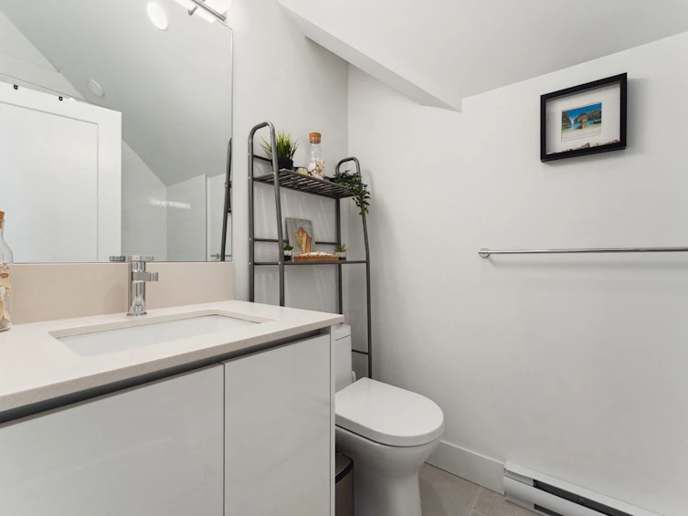 212-1306 Laval Square, Coquitlam, BC, V3K 0H4 - 12
