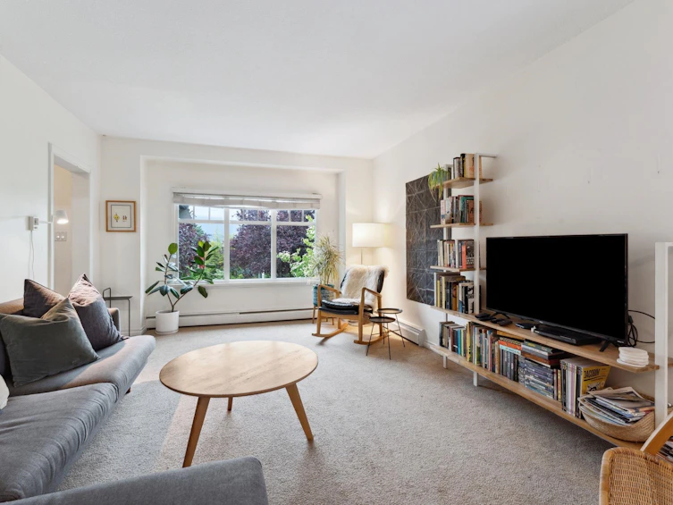 2846 Trinity Street, Vancouver, BC, V5K 1E9 - 4
