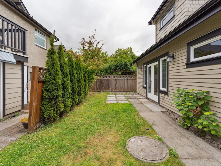 2846 Trinity Street, Vancouver, BC, V5K 1E9 - 20