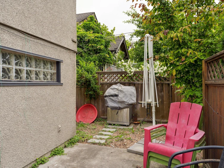 2846 Trinity Street, Vancouver, BC, V5K 1E9 - 18