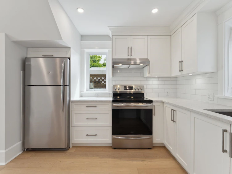 2846 Trinity Street, Vancouver, BC, V5K 1E9 - 25