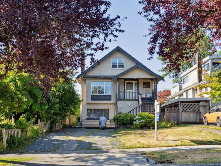 2846 Trinity Street, Vancouver, BC, V5K 1E9 - 35