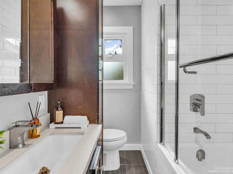 7761 Osler Street, Vancouver, BC, V6P 4C8 - 18