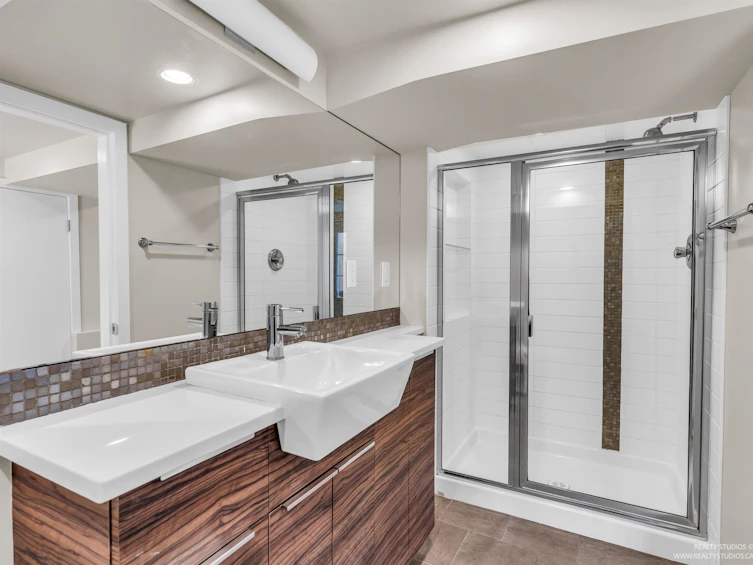 7761 Osler Street, Vancouver, BC, V6P 4C8 - 32
