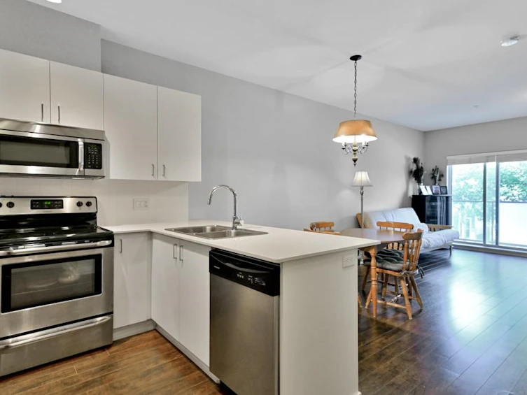 207-20460 Douglas Crescent, Langley, BC, V3A 0C6 - 5