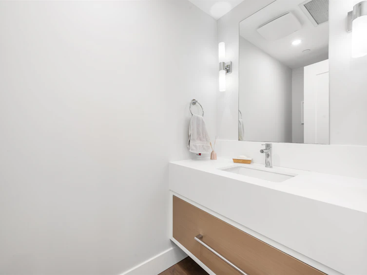 2693 Maple Street, Vancouver, BC, V6J 3T7 - 32