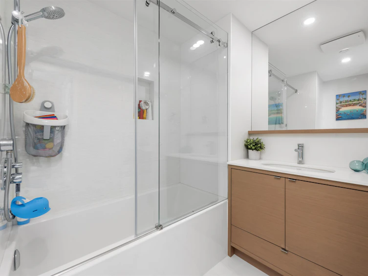 2693 Maple Street, Vancouver, BC, V6J 3T7 - 27