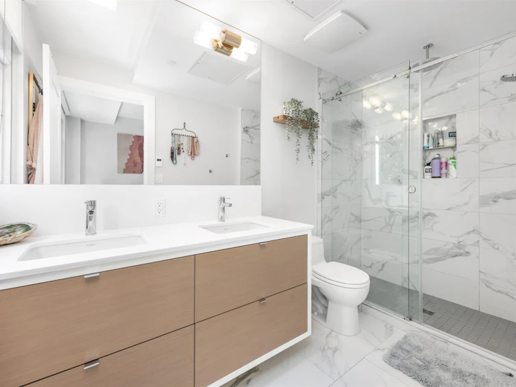 2693 Maple Street, Vancouver, BC, V6J 3T7 - 31