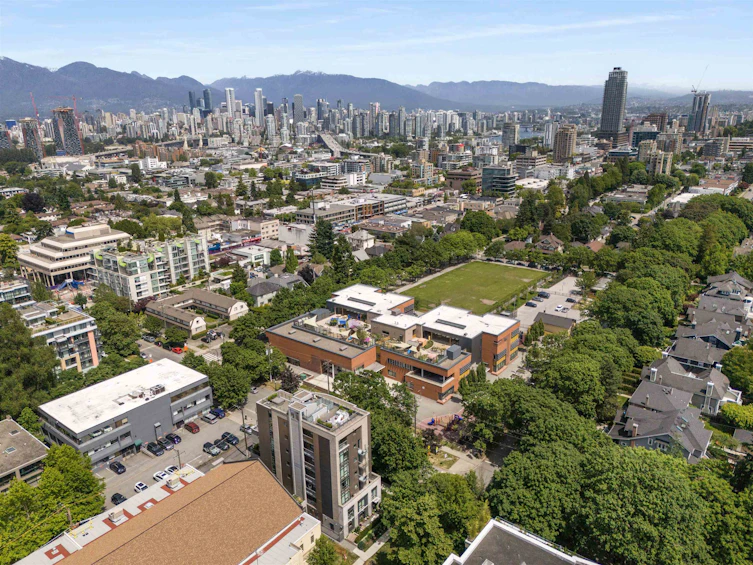 2693 Maple Street, Vancouver, BC, V6J 3T7 - 34