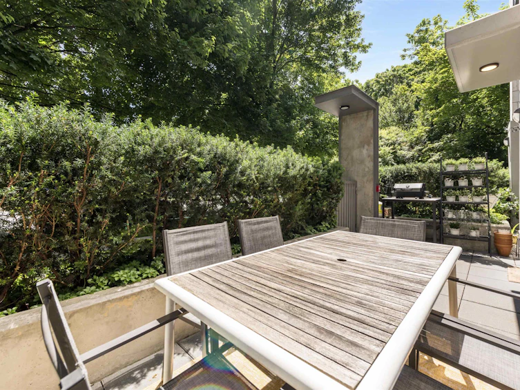 2693 Maple Street, Vancouver, BC, V6J 3T7 - 7