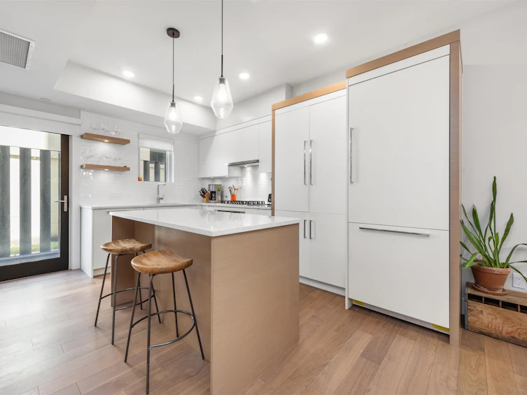 2693 Maple Street, Vancouver, BC, V6J 3T7 - 17