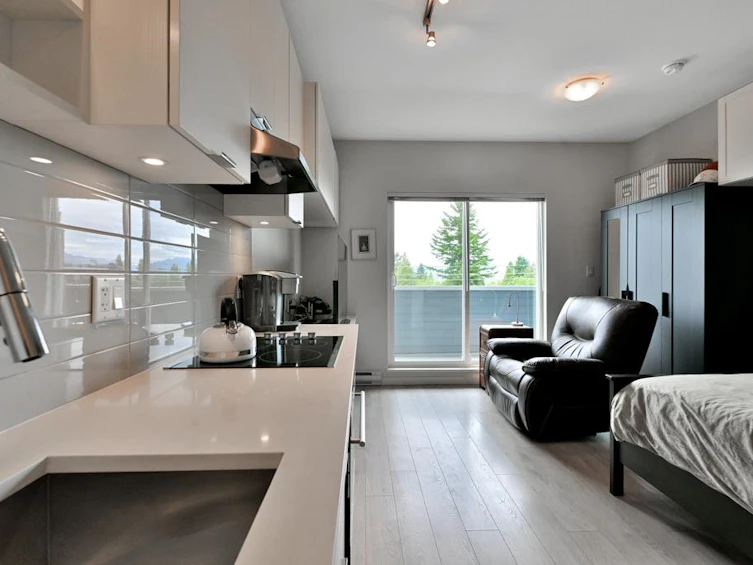 402-13678 Grosvenor Road, Surrey, BC, V3R 5E2 - 10