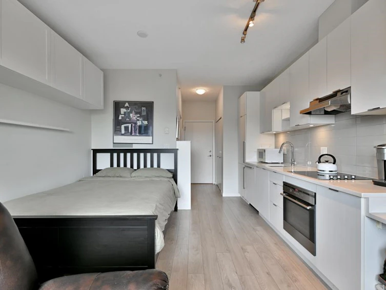 402-13678 Grosvenor Road, Surrey, BC, V3R 5E2 - 7