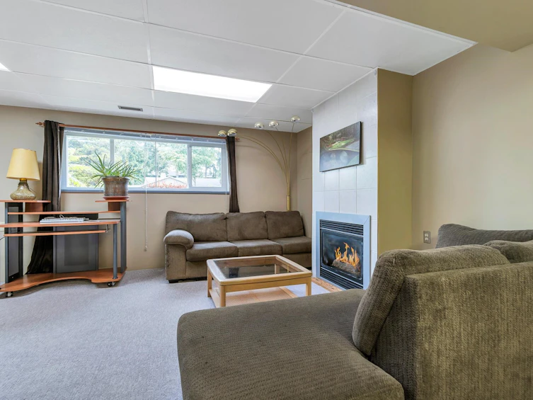 15367 20a Avenue, Surrey, BC, V4A 5G3 - 17