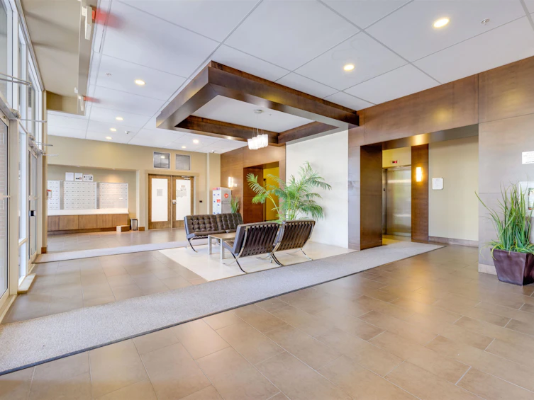 2004-13399 104 Avenue, Surrey, BC, V3T 0C9 - 28