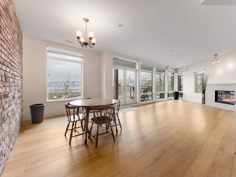 2995 Wall Street, Vancouver, BC, V5K 0A6 - 8
