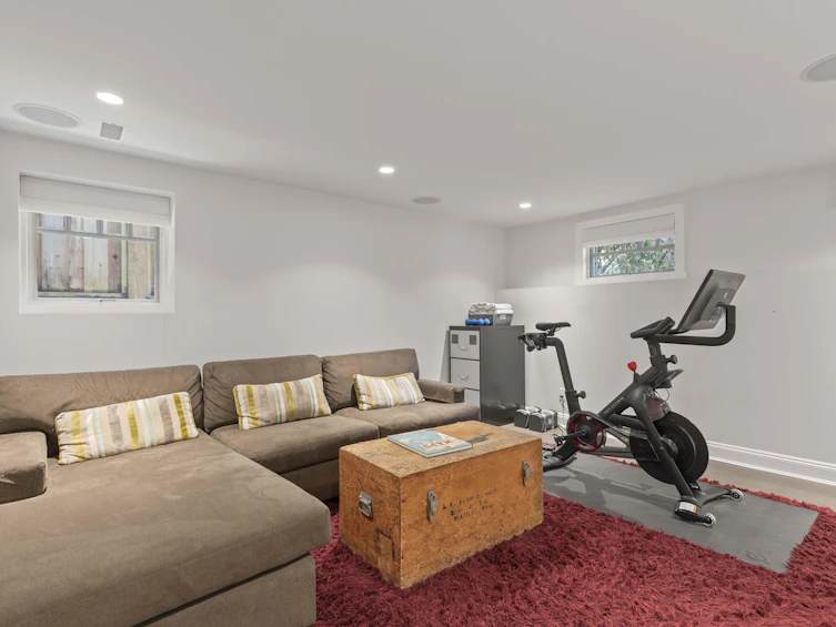 2796 W 37th Avenue, Vancouver, BC, V6N 2T6 - 5