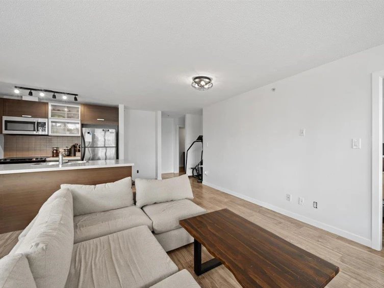 204-13688 100 Avenue, Surrey, BC, V3T 0G5 - 8